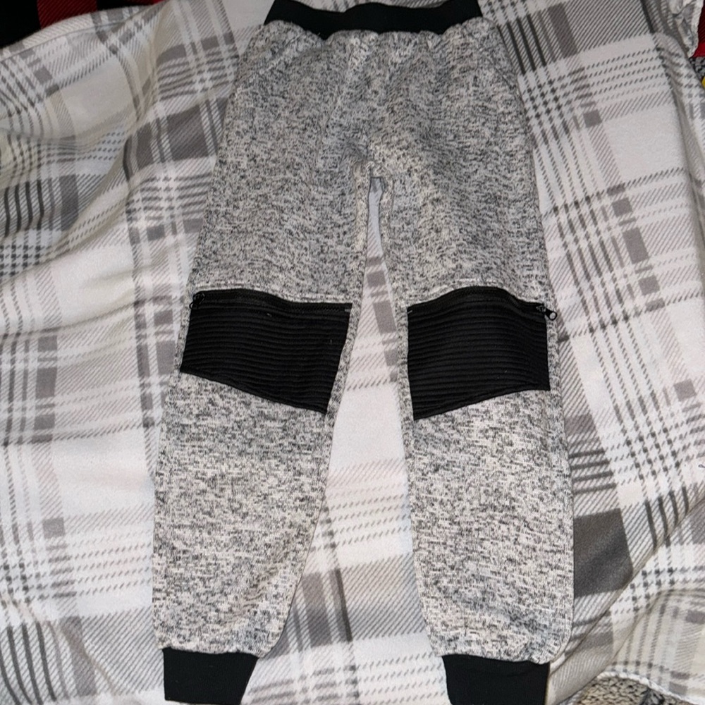Retro apparel RA joggers